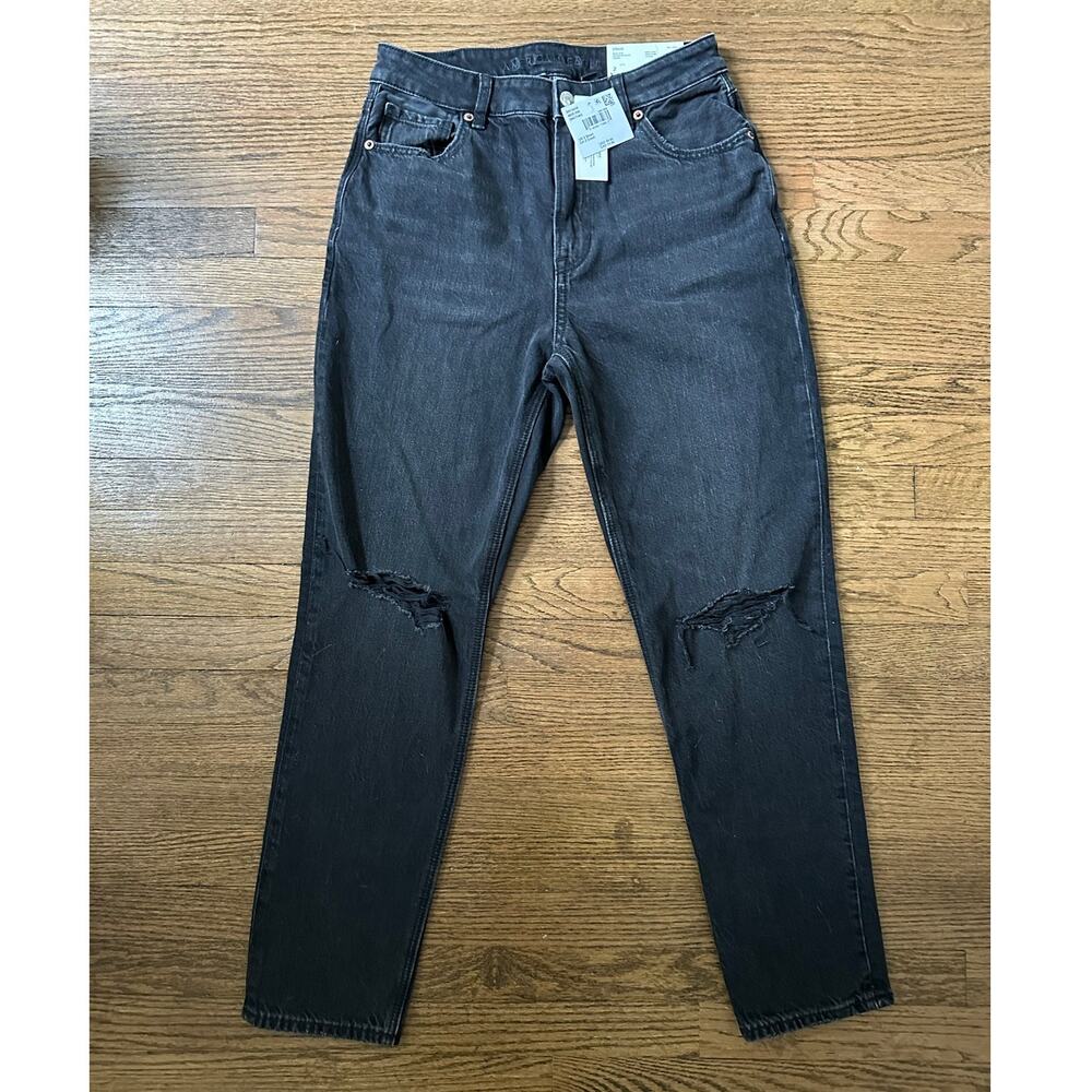 American Eagle High Waisted Black Mom Jeans Size 2 Short NWT